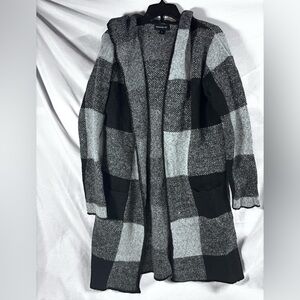 Elegant Hooded Plaid Overcoat in Black and Gray
